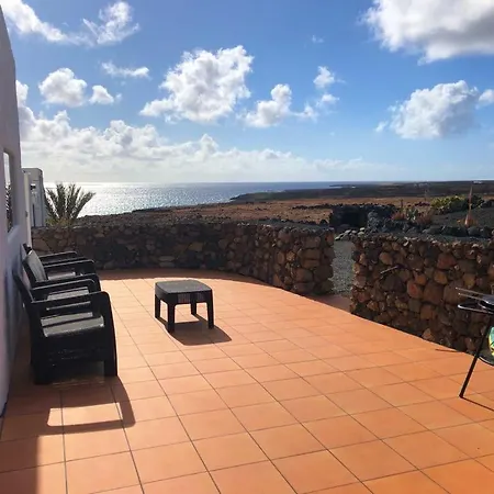 Playa Marina Eco And Pool Mala View * Arrieta (Lanzarote)